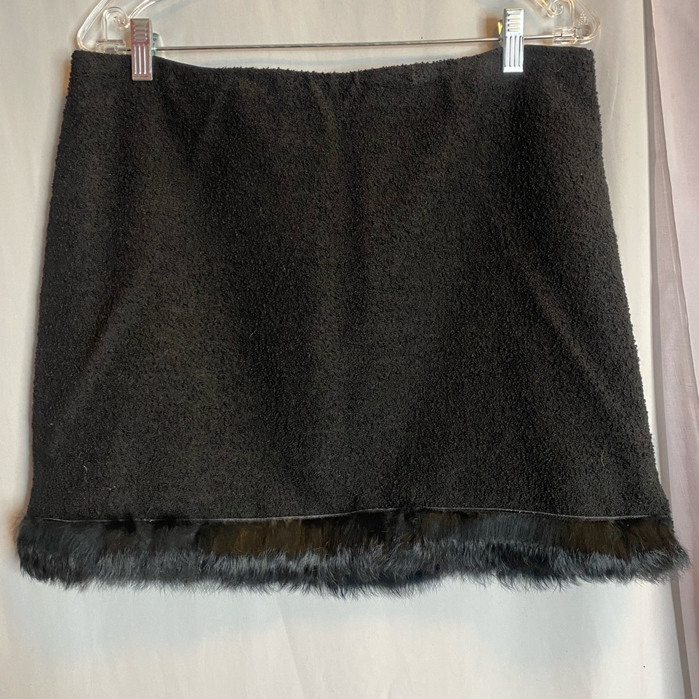 Black Boucle Faux Fur Trim Short Skirt